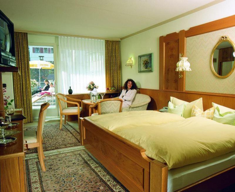 Hotel Traube Бад-Вильдбад Номер фото